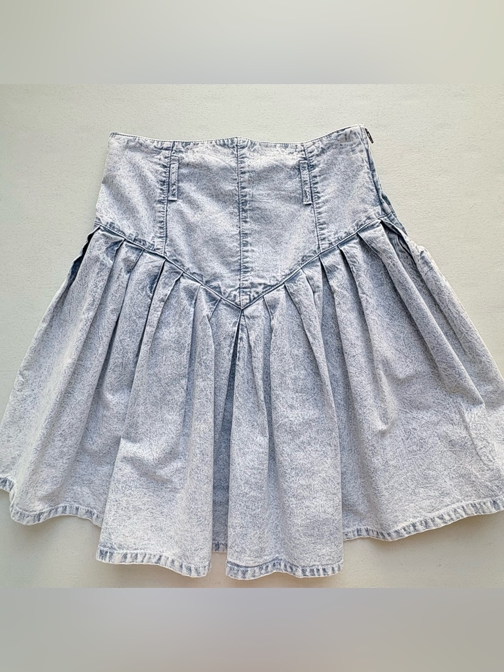Vintage 80s Deb Acid Wash Denim Skirt: High Waisted Pleated Western Flare Small